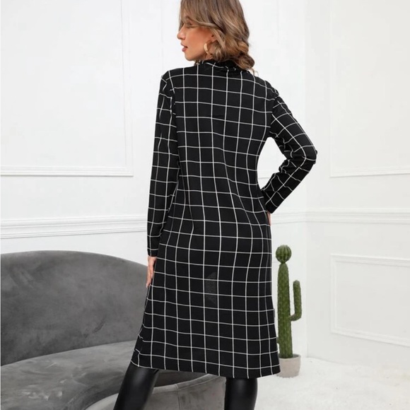 Grid Print Open Front Blazer - Picture 2 of 3